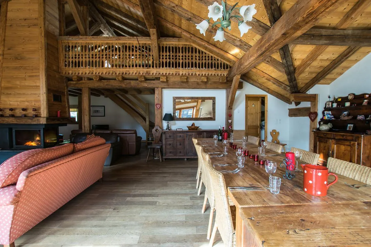 La Ferme Du Chateau Abondance 0*,